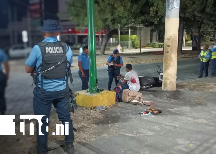 Foto: Accidentes en Managua deja una mujer lesionada y daños/TN8