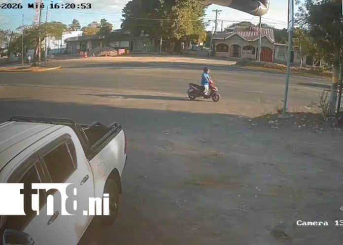 Foto: Motociclista herido tras accidente en cruce peligroso de Managua/TN8 Foto: Motociclista herido tras accidente en cruce peligroso de Managua/TN8