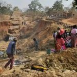 Al menos 37 mineros mueren por inhalación de gases tóxicos en Nigeria Foto: Tragedia en Nigeria /cortesía
