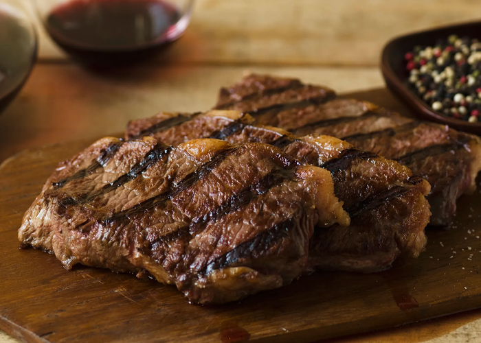 Foto: ¿La carne es el secreto para llegar a los 100 años? La ciencia sorprende / Cortesía
