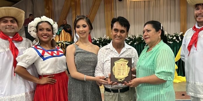 Foto: Gala artística marca inicio de aniversario en La Libertad/TN8