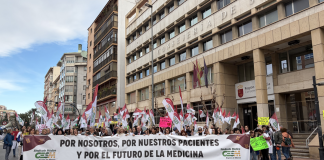 Foto: Médicos denuncian jornadas de hasta 24 horas continuas/Cortesía