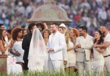 Foto: Los novios del Super Bowl cuentan cómo vivieron su boda inesperada/Cortesía