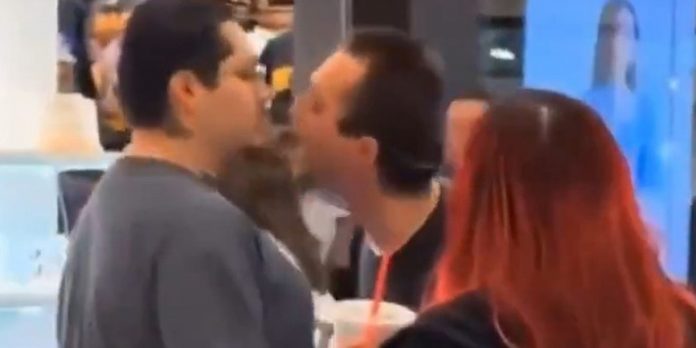 Foto: Acoso racial en centro comercial de EE.UU. se vuelve viral/Cortesía