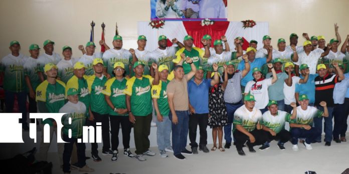 Foto: Mineros del Caribe reciben indumentaria para Pomares 2026/TN8 Foto: Mineros del Caribe reciben indumentaria para Pomares 2026/TN8