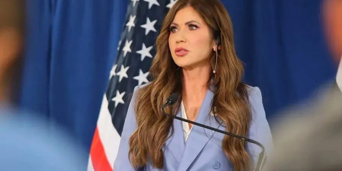 Foto: Noem alerta sobre espionaje en Estados Unidos /cortesía