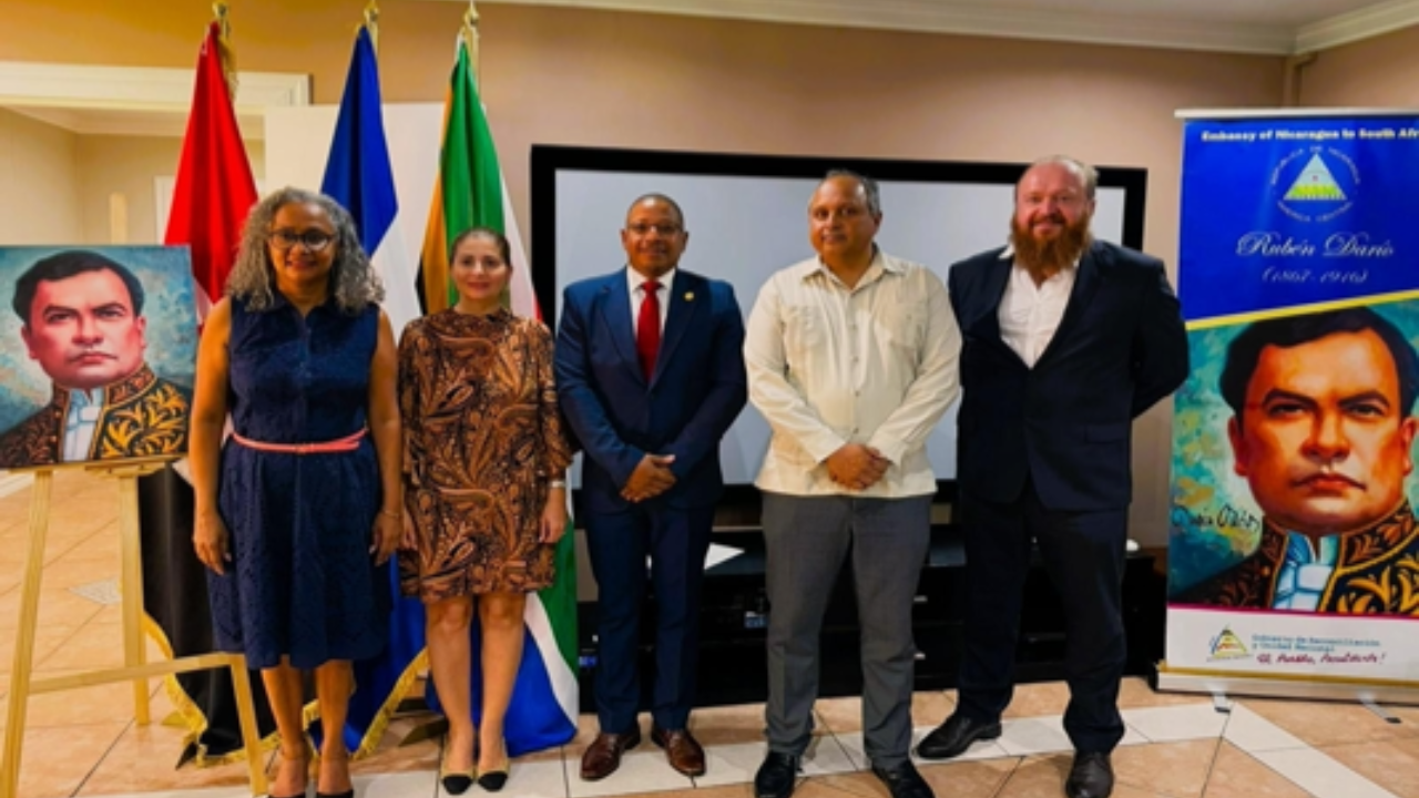 Foto:Nicaragua honra a Rubén Darío en Sudáfrica/Cortesía