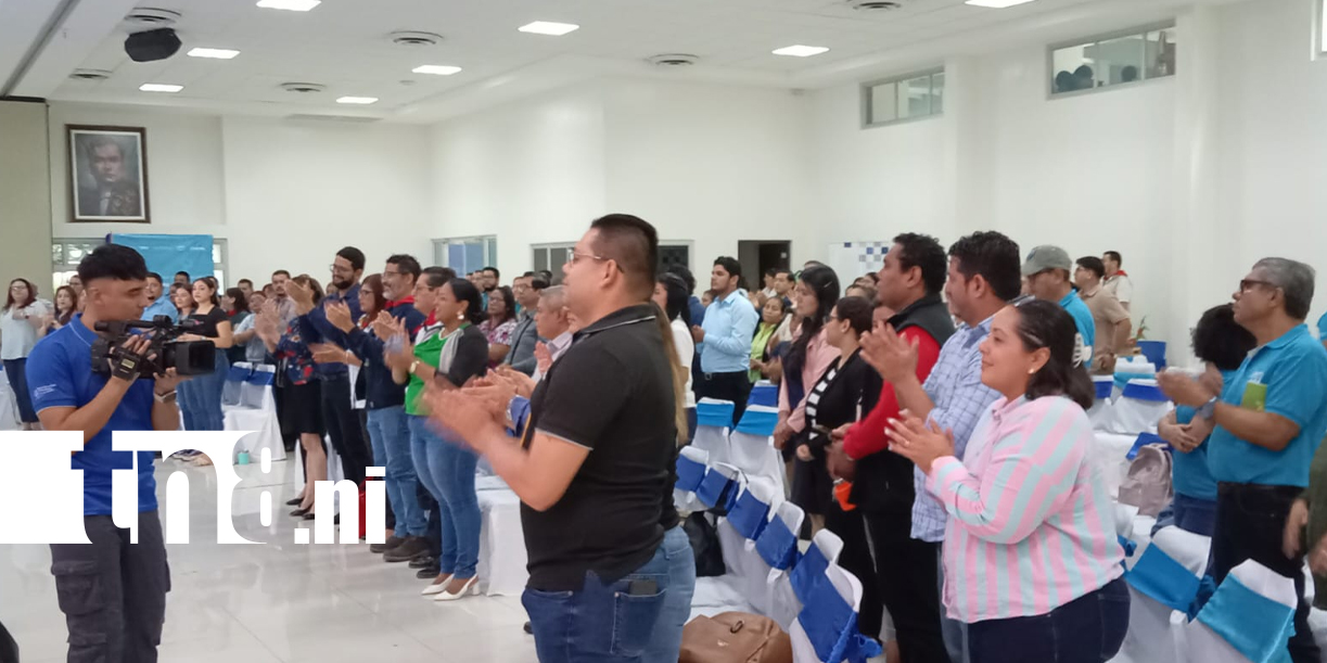 Foto: Foro nacional rescata el pensamiento de Sandino /TN8