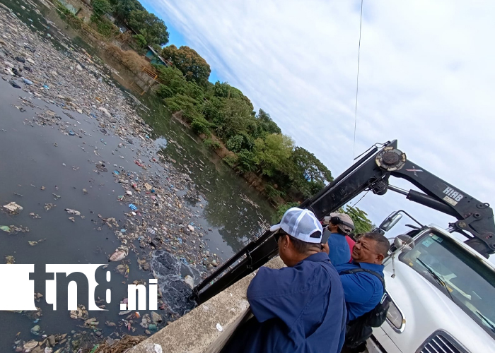 Foto: Trabajos de limpieza buscan prevenir inundaciones en Managua /TN8