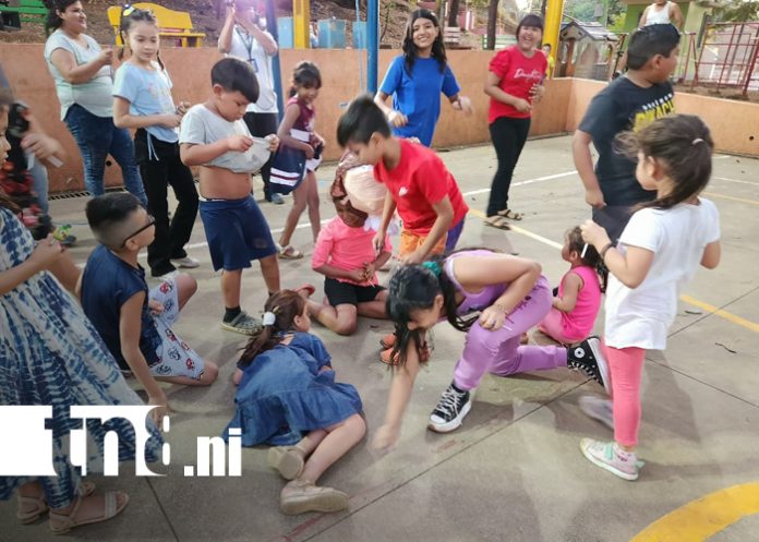 Foto: Familias disfrutan del “Domingo de los Mimados” en el barrio San Judas/TN8