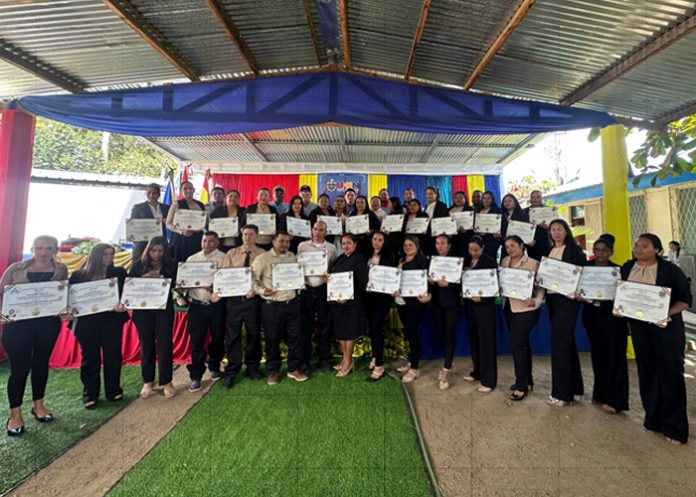 Foto: UNICAM La Mía, Jalapa, celebra la Primera Graduación de Técnicos Superiores/Cortesía