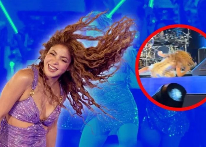 Foto: Shakira sufrió fuerte caída en su concierto en El Salvador /Cortesía