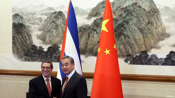Foto: China se opone a presiones externas contra Cuba/Cortesía