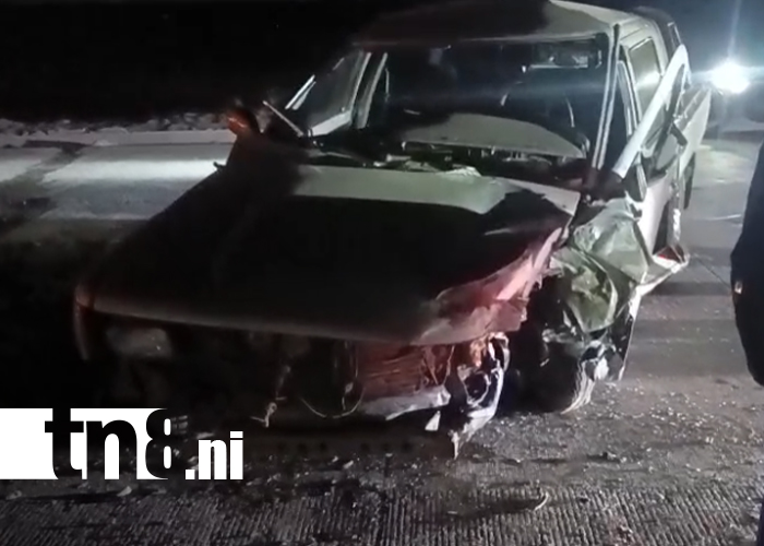 Foto: Accidentes en Managua deja una mujer lesionada y daños/TN8