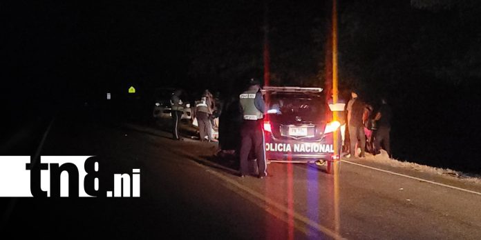 Foto: Colisión entre motocicleta y camión deja un fallecido en la carretera Boaco – Managua/TN8