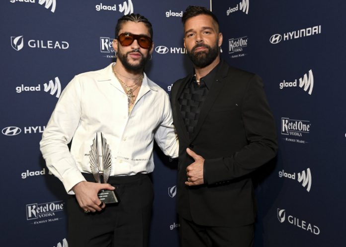 Foto: Bad Bunny rompe barreras y recibe respaldo de Ricky Martin /Cortesía