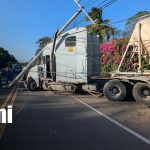 Foto: Camión sin frenos causa accidente en la Carretera Sur, cuatro pasajeros lesionados/TN8