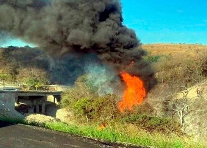 Foto: México: explosión de ducto petrolero deja saldo fatal / Cortesía