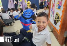 Foto: Risas y aprendizaje protagonizan festival de títeres en Preescolar / TN8