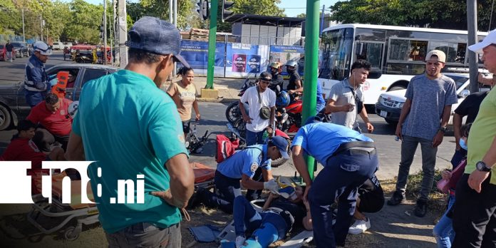 Foto: Cuatro lesionados en fuerte accidente de tránsito en el sector de la Pepsi en Managua / TN8