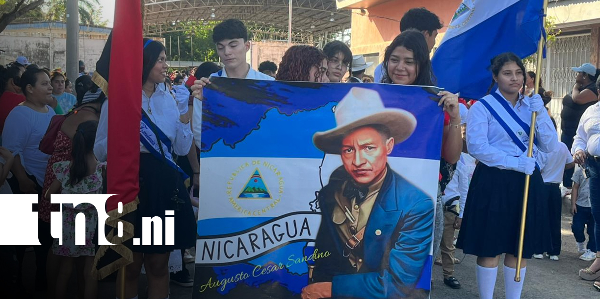 Foto: Colegio 14 de Septiembre celebra 92 años del tránsito a la inmortalidad de Sandino/TN8