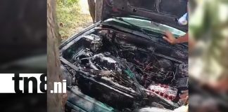 Foto: Fuego en taxi de Rivas: desperfecto mecánico provoca incendio/ TN8