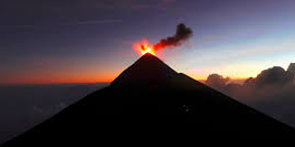Foto: Volcán de Fuego en Guatemala mantiene alerta por caída de ceniza/Cortesía