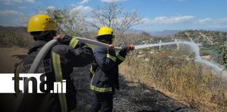 Foto: Incendio de maleza moviliza a Bomberos Unidos en el Mirador del Espinito, Somoto/TN8