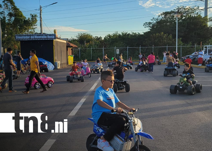 Foto: Familias disfrutan de recreación y diversión en el Puerto Salvador Allende/TN8