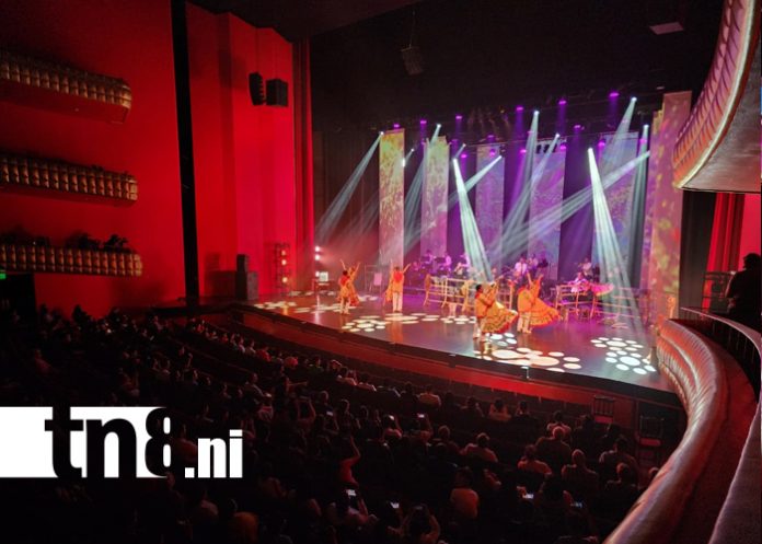 Foto: Tributo al gran poeta nicaragüense en el Teatro Nacional Rubén Darío/ TN8