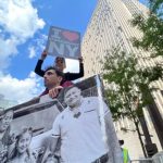 Foto: Vecinos alertan con silbatos ante operativos de ICE en Nueva York / Cortesía
