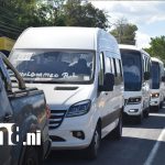 Foto: Gobierno Central entrega nuevos buses para rutas urbanas y turísticas en Granada/ TN8