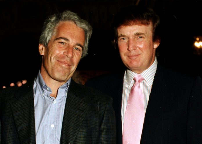 Foto: Trump y su presunta llamada durante la investigación Epstein /Cortesía