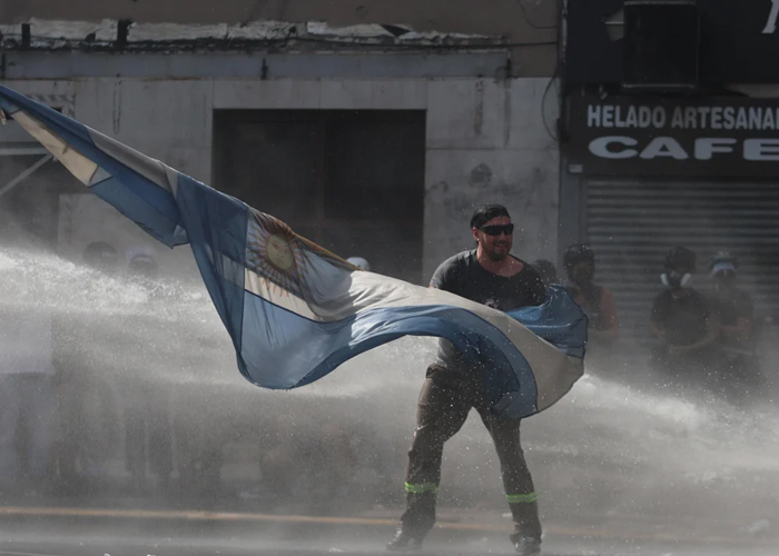 Foto: Represión en Argentina /cortesía