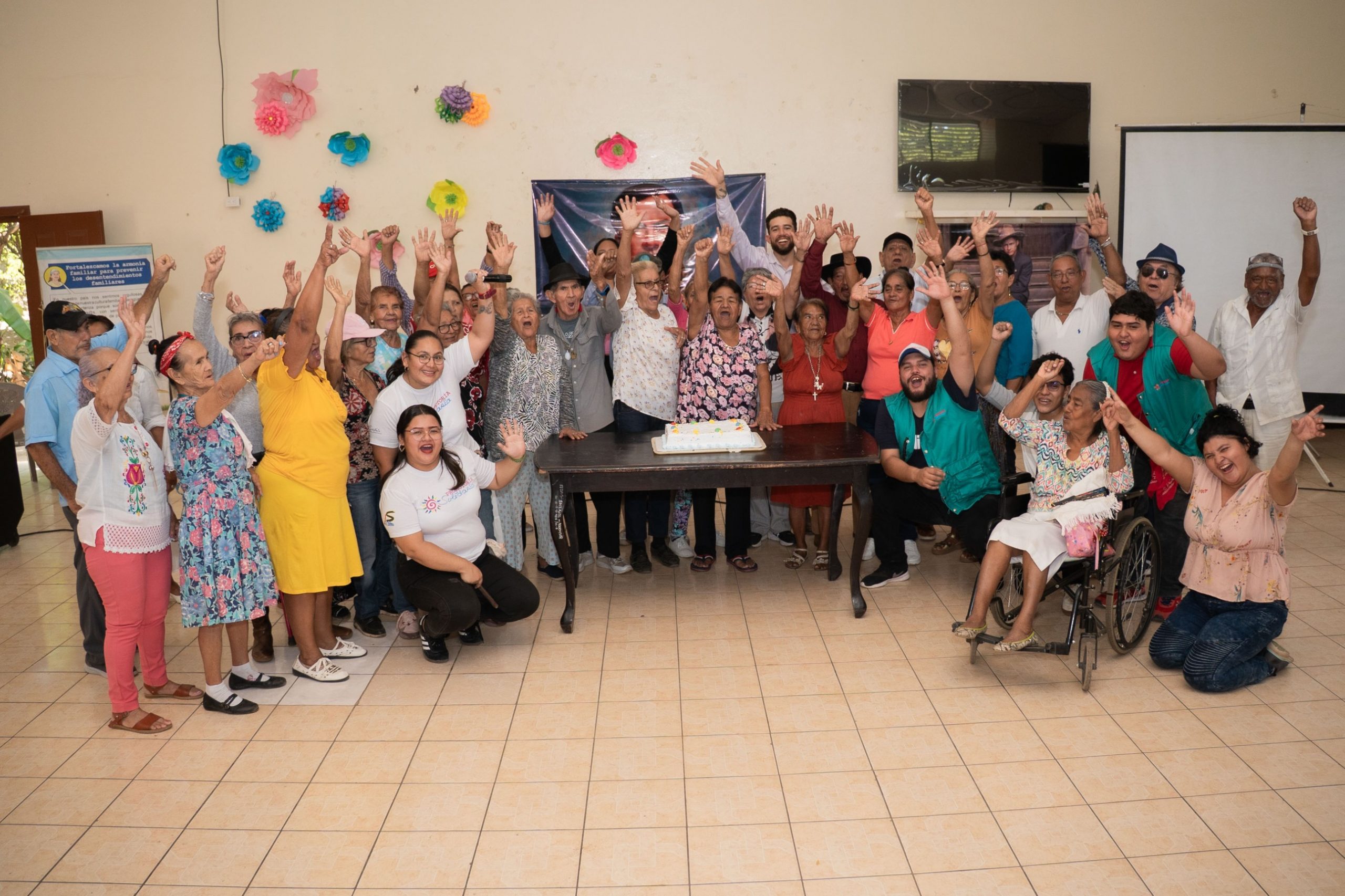 Foto: Julio Payán y la visita a la Casa Club Ciudad Sandino en el marco de Mañaneros con Corazón