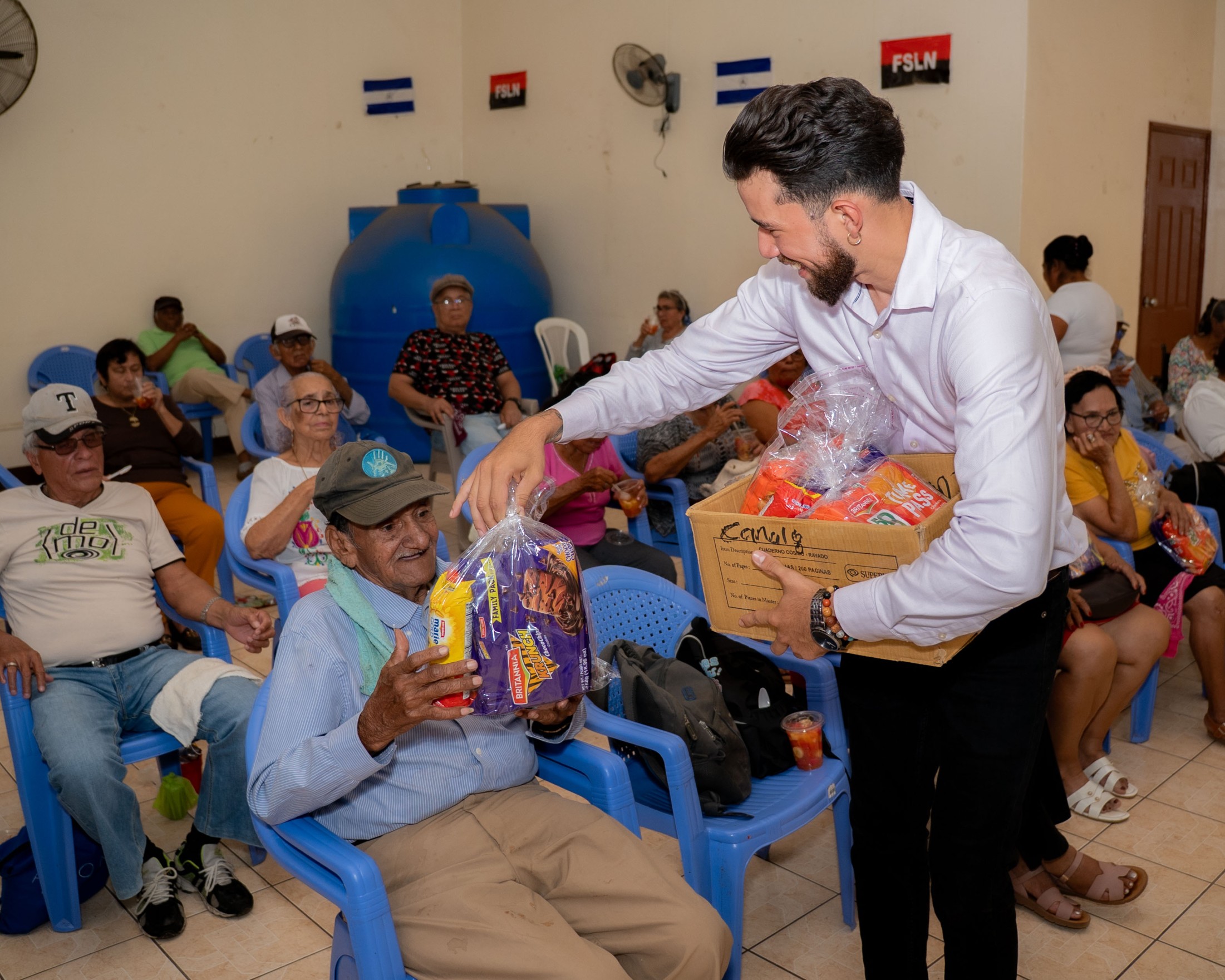 Foto: Julio Payán y la visita a la Casa Club Ciudad Sandino en el marco de Mañaneros con Corazón