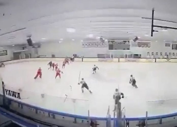 Foto: Tiroteo en pleno partido de hockey /Cortesía