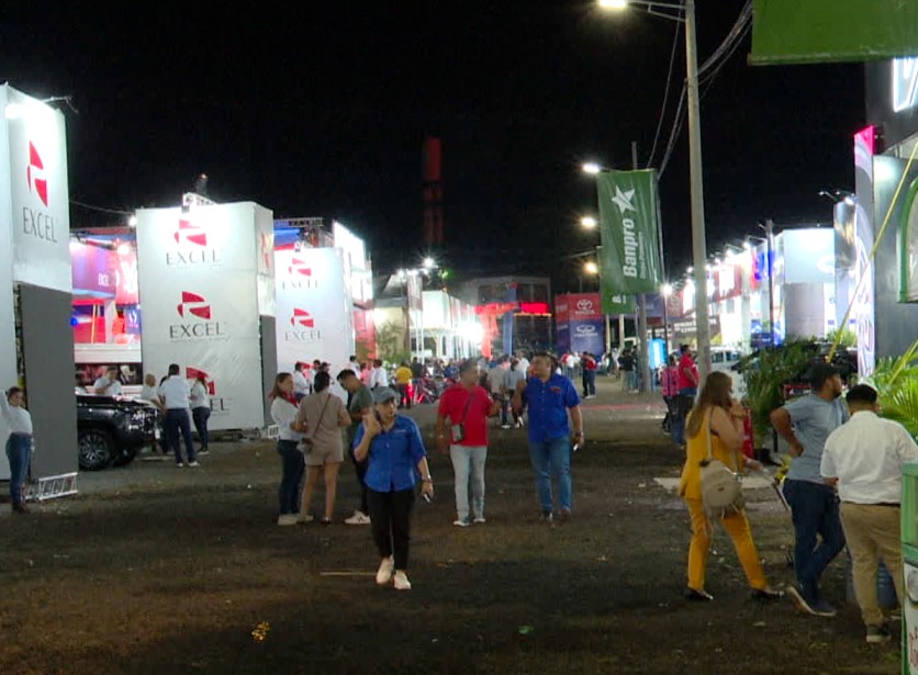 Foto: Estudio TN8 aborda el tema de la Feria Ganadera Matagalpa 2026 y su impacto en la ganadería nacional