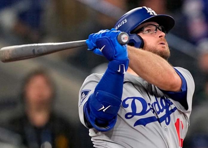 max, muncy, dodgers,