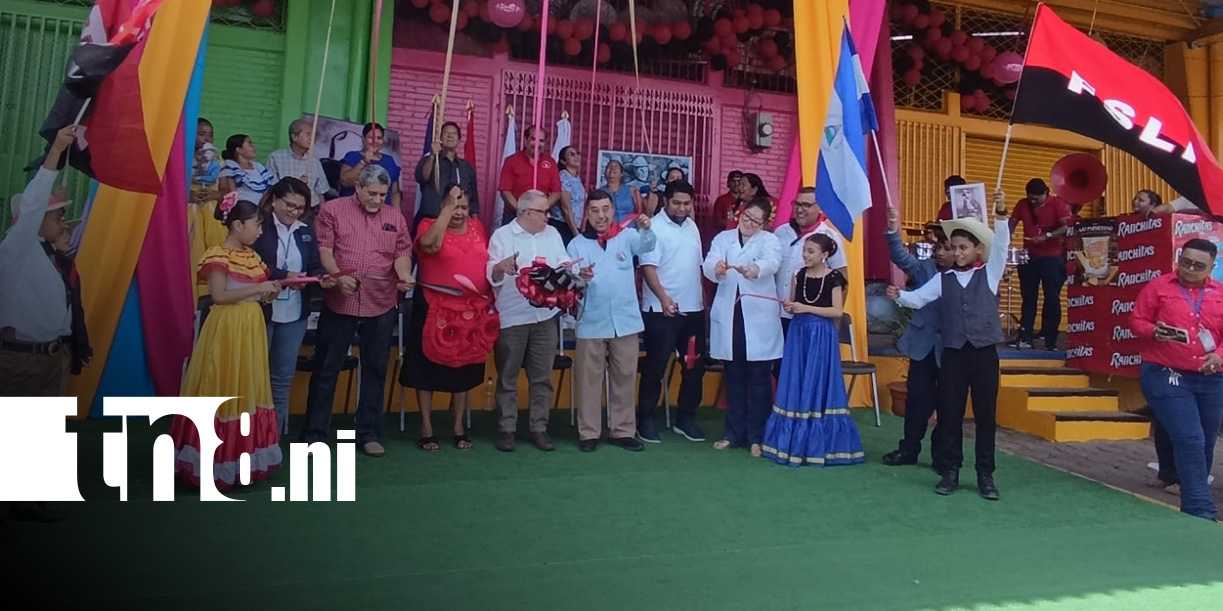 Foto: Inauguran obras de reemplazo de cubierta de techo en el Mercado El Mayoreo / TN8