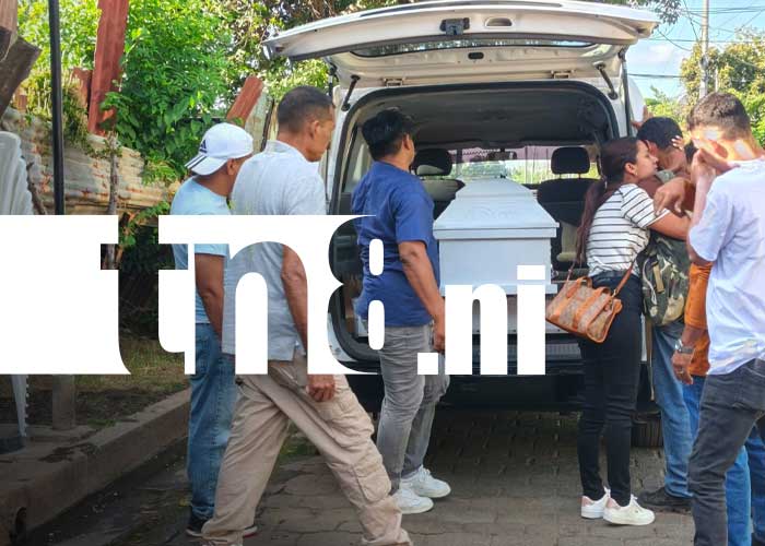 Foto: Luto y dolor tras accidente mortal en Ticuantepe / TN8
