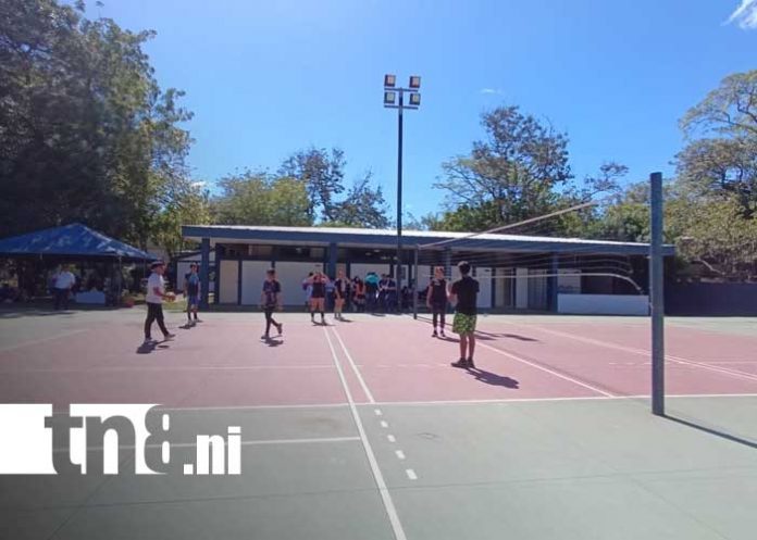 Foto: Liga deportiva en la Universidad Casimiro Sotelo Montenegro / TN8