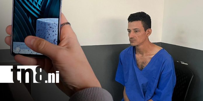 Foto: Procesan a sujeto por robo de un celular en el Mercado Oriental, Managua / TN8