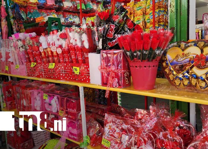 Foto: Ofertas por San Valentín en el Mercado Oriental / TN8