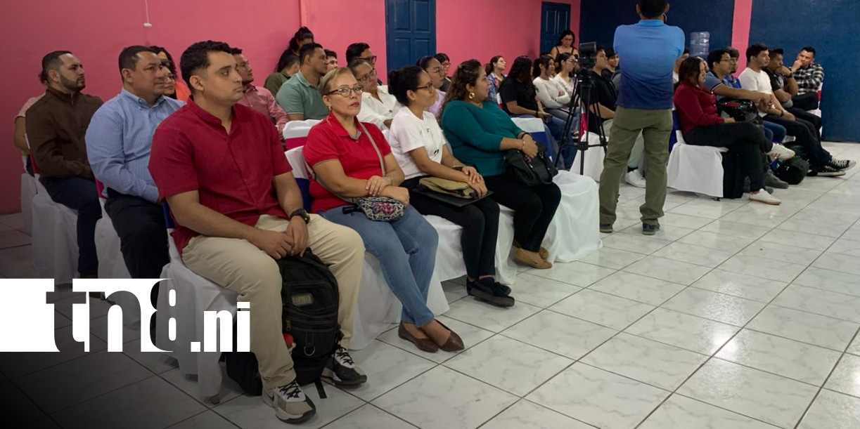 Foto: Más de 600 docentes inician especialización en Didáctica del Idioma Inglés