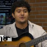Chico Cometa: Engells Zamora transforma el despecho en romanticismo con “Ricitos de Amor”