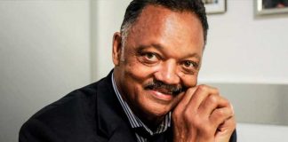 Foto: Jesse Jackson, reverendo y defensor de derechos civiles de negros en EEUU