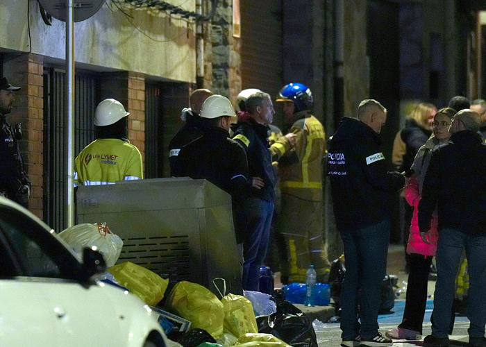 Foto: Incendio en un bloque de pisos de Manlleu, Barcelona /Cortesía