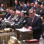 Foto: Keir Starmer, con manos temblando frente a críticas por Epstein /Cortesía