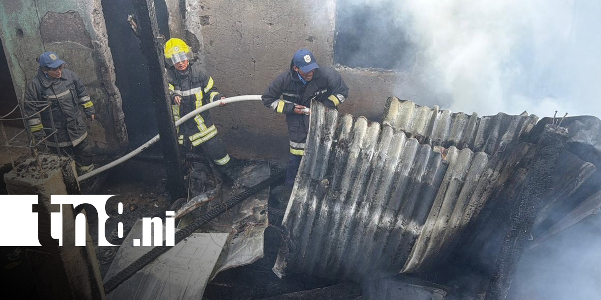 Foto: Fuerte incendio en una vivienda de Juigalpa / TN8